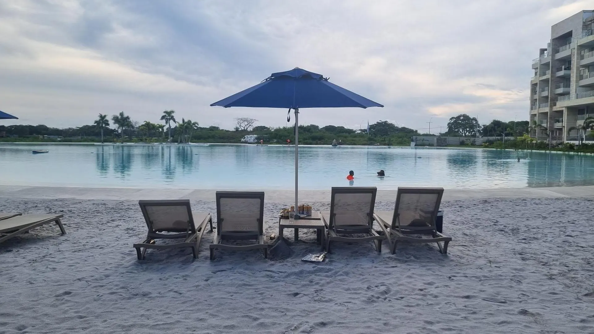 Apartamento Con Laguna De Aguas Cristalinas Cartagena Appartamento