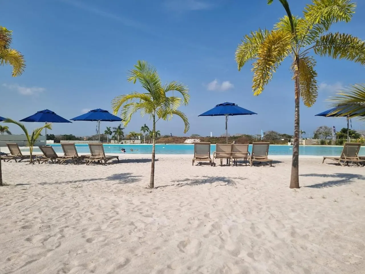 Apartamento Con Laguna De Aguas Cristalinas Cartagena Colombia
